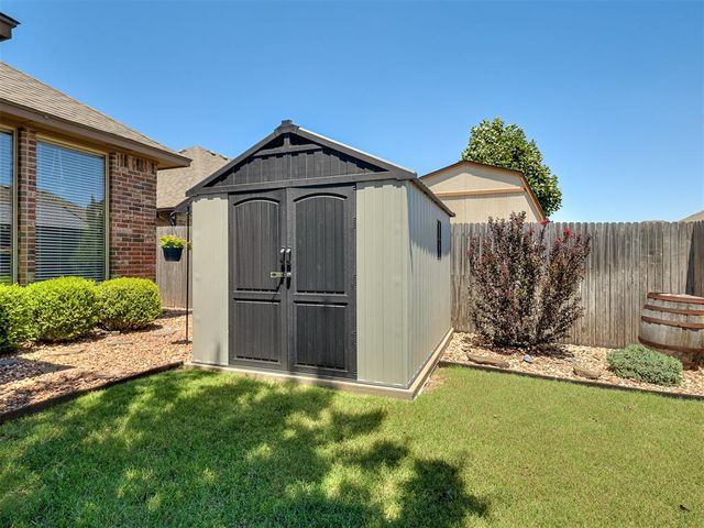3404 Canton Trail, Yukon, OK 73099