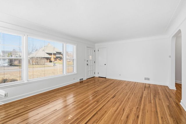 5537 Zenith Avenue S, Edina, MN 55410