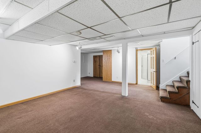 5537 Zenith Avenue S, Edina, MN 55410