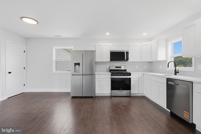 3 BERGEN CT, Newark, DE 19702