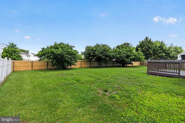 3 BERGEN CT, Newark, DE 19702