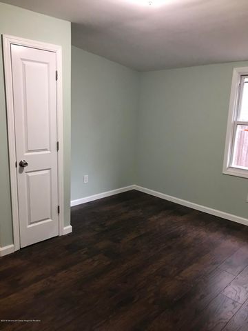 32 Frazee Place, Keansburg, NJ 07734