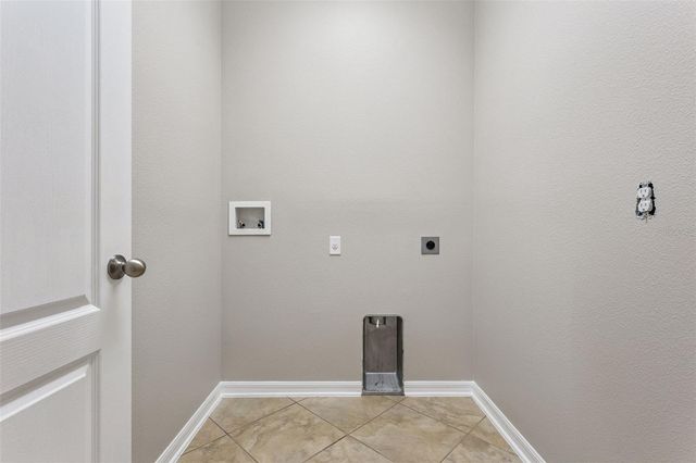 205 MYSTIC BAY COURT, Groveland, FL 34736