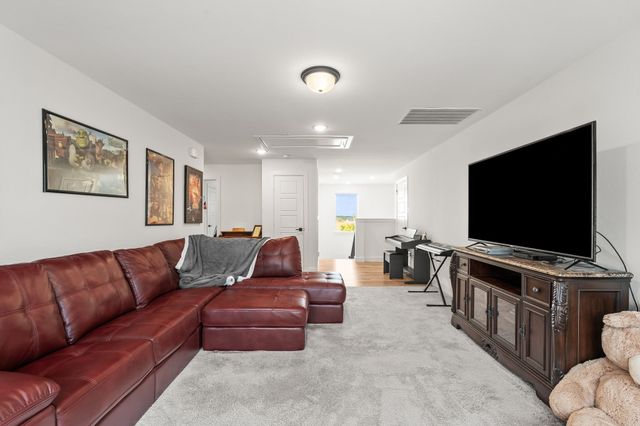 1612 Lantana Avenue, Aubrey, TX 76227