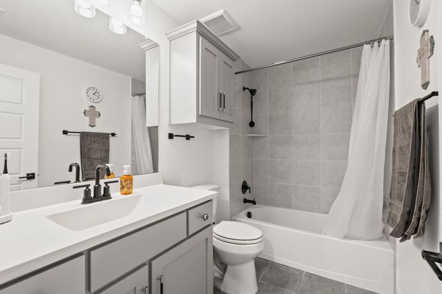 1612 Lantana Avenue, Aubrey, TX 76227