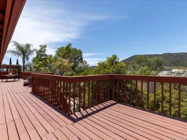 26635 Crescendo Drive, Escondido, CA 92026