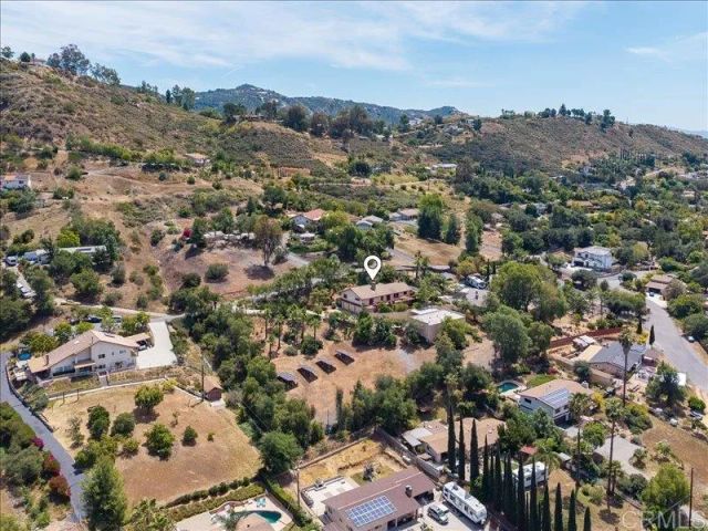 26635 Crescendo Drive, Escondido, CA 92026