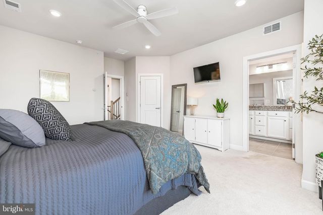 1612 ROCKY SHALE TER SE, Leesburg, VA 20175