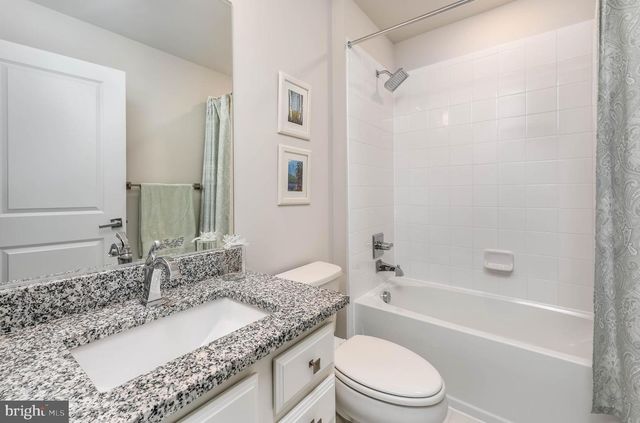 1612 ROCKY SHALE TER SE, Leesburg, VA 20175