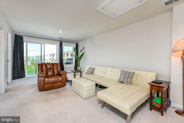 1612 ROCKY SHALE TER SE, Leesburg, VA 20175