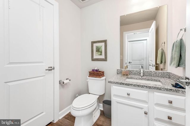 1612 ROCKY SHALE TER SE, Leesburg, VA 20175