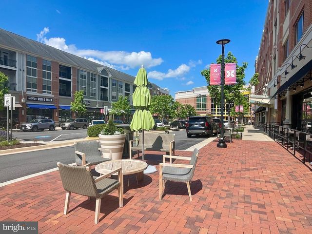 1612 ROCKY SHALE TER SE, Leesburg, VA 20175