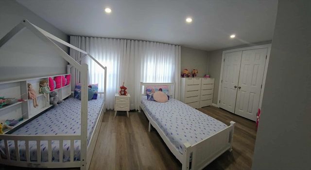 495 Chicago St, Fall River, MA 02720