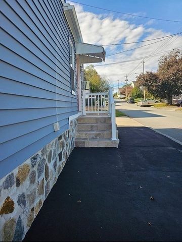 495 Chicago St, Fall River, MA 02720