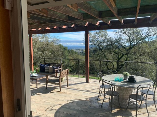 3778 Burke Pl, Sonoma, CA 95476