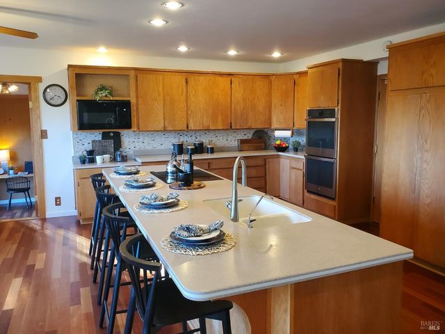 3778 Burke Pl, Sonoma, CA 95476