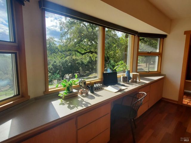 3778 Burke Pl, Sonoma, CA 95476