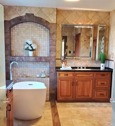 3778 Burke Pl, Sonoma, CA 95476