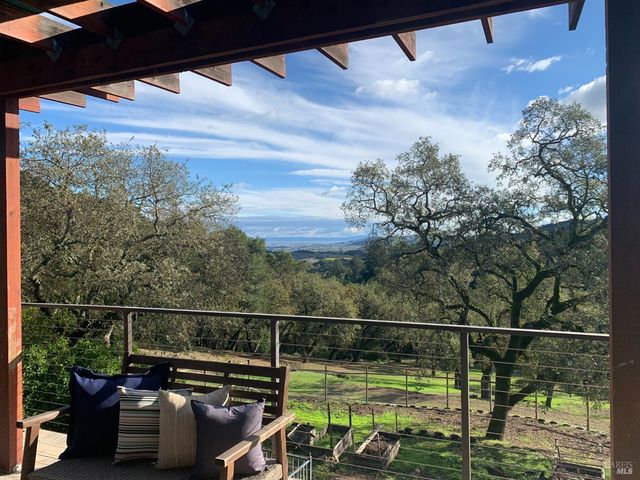 3778 Burke Pl, Sonoma, CA 95476