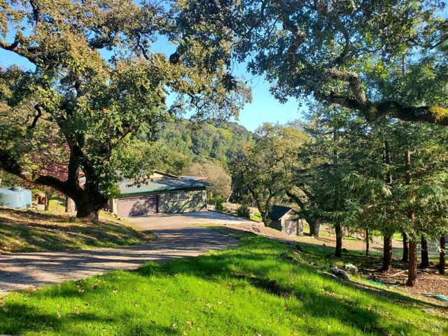 3778 Burke Pl, Sonoma, CA 95476