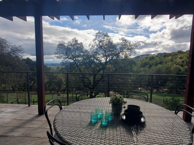 3778 Burke Pl, Sonoma, CA 95476