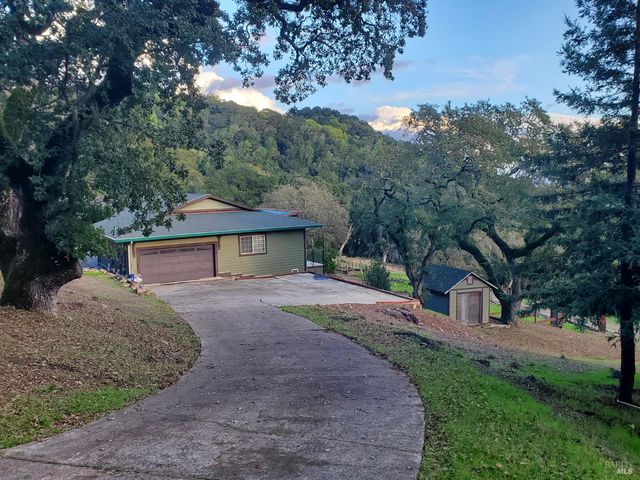 3778 Burke Pl, Sonoma, CA 95476