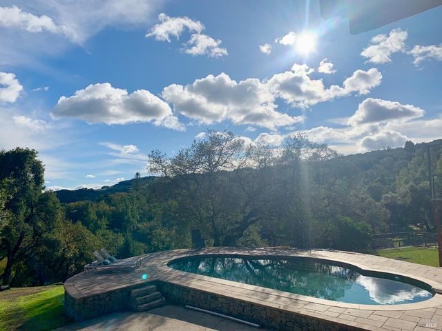 3778 Burke Pl, Sonoma, CA 95476