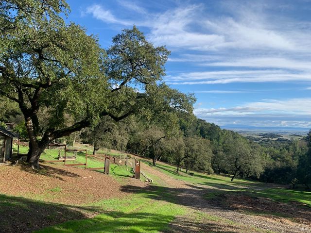 3778 Burke Pl, Sonoma, CA 95476