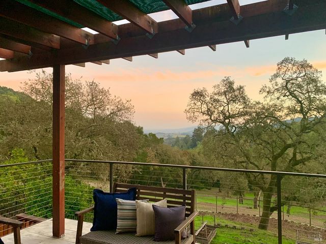 3778 Burke Pl, Sonoma, CA 95476