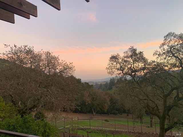 3778 Burke Pl, Sonoma, CA 95476