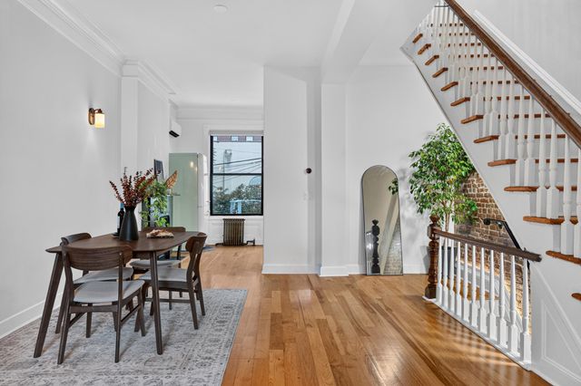 88 JEWETT AVE, Jc, Journal Square, NJ 07304