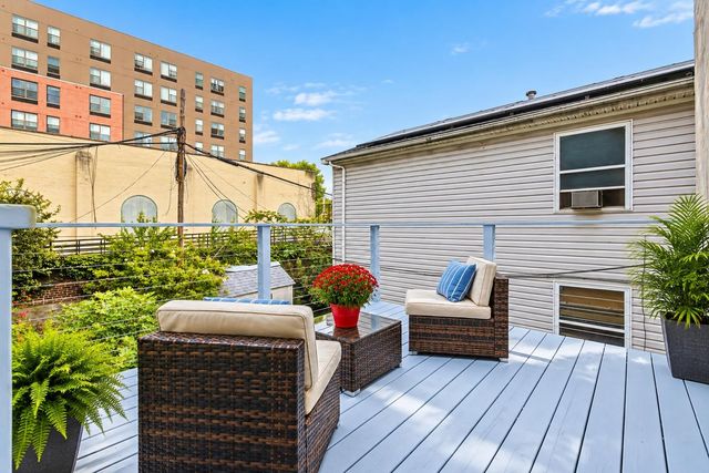 88 JEWETT AVE, Jc, Journal Square, NJ 07304