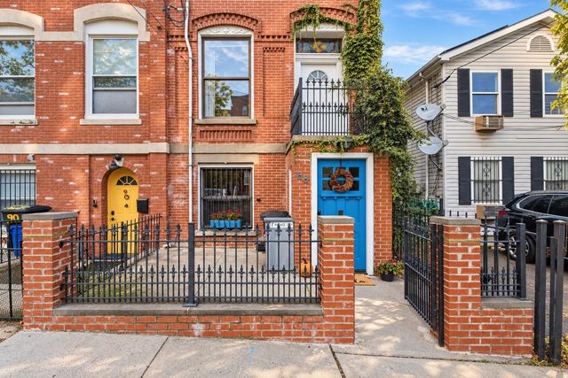88 JEWETT AVE, Jc, Journal Square, NJ 07304