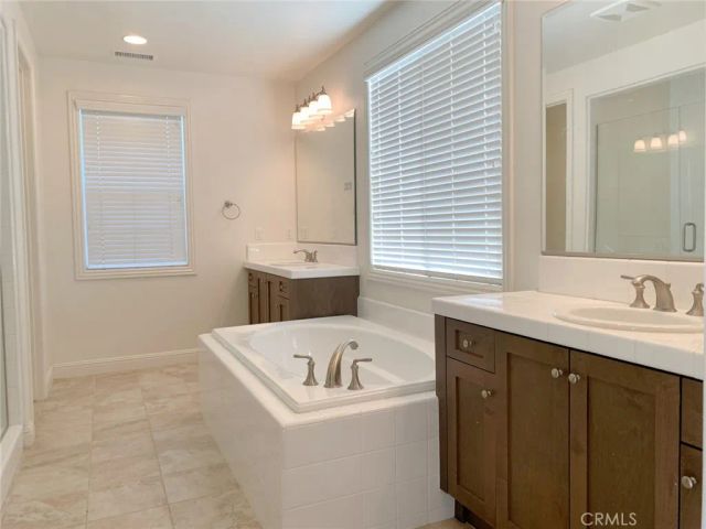 16 Manzanillo, Lake Forest, CA 92630