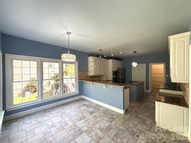15816 Feeny Court, Charlotte, NC 28278