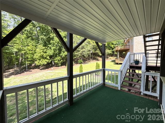 15816 Feeny Court, Charlotte, NC 28278