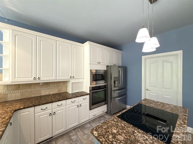 15816 Feeny Court, Charlotte, NC 28278