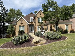 15816 Feeny Court, Charlotte, NC 28278