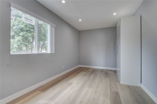 7744 Ostrom Avenue, Lake Balboa, CA 91406