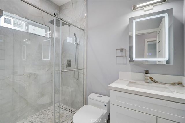 7744 Ostrom Avenue, Lake Balboa, CA 91406