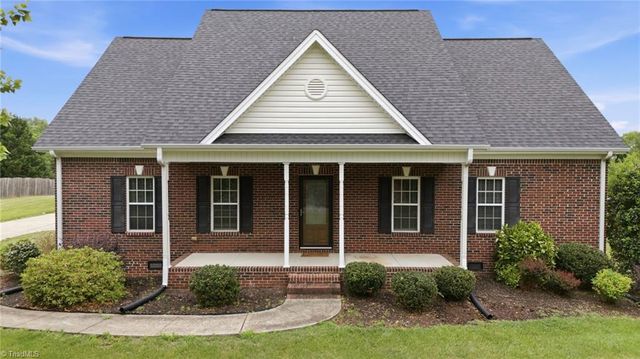 293 Rock House Road, Winston-salem, NC 27127