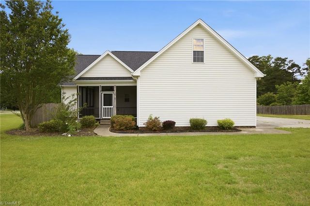 293 Rock House Road, Winston-salem, NC 27127