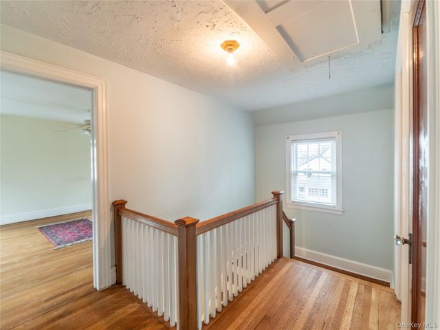 60 Parkway E, Mount Vernon, NY 10552