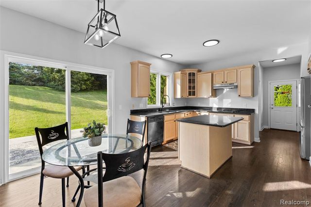 12173 Chandler Drive, Plymouth, MI 48170