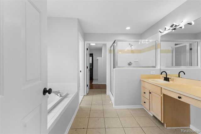 12173 Chandler Drive, Plymouth, MI 48170