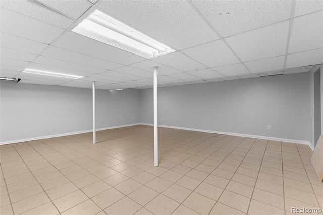 12173 Chandler Drive, Plymouth, MI 48170