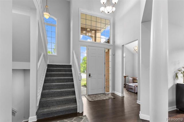 12173 Chandler Drive, Plymouth, MI 48170