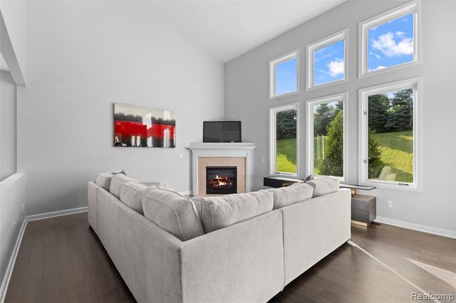 12173 Chandler Drive, Plymouth, MI 48170