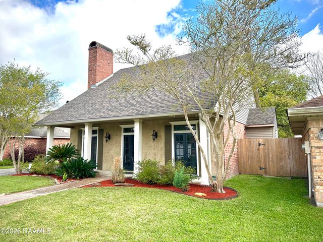 102 Channing Circle, Lafayette, LA 70506