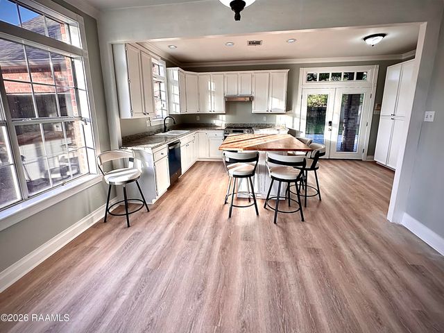 102 Channing Circle, Lafayette, LA 70506